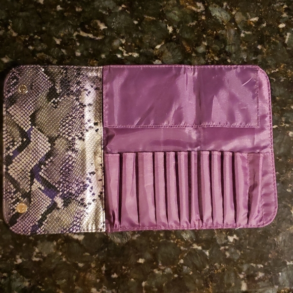 MORPHE make up brush case - Picture 3 of 4